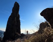 25 Slanciato in alto il Torrione Longo